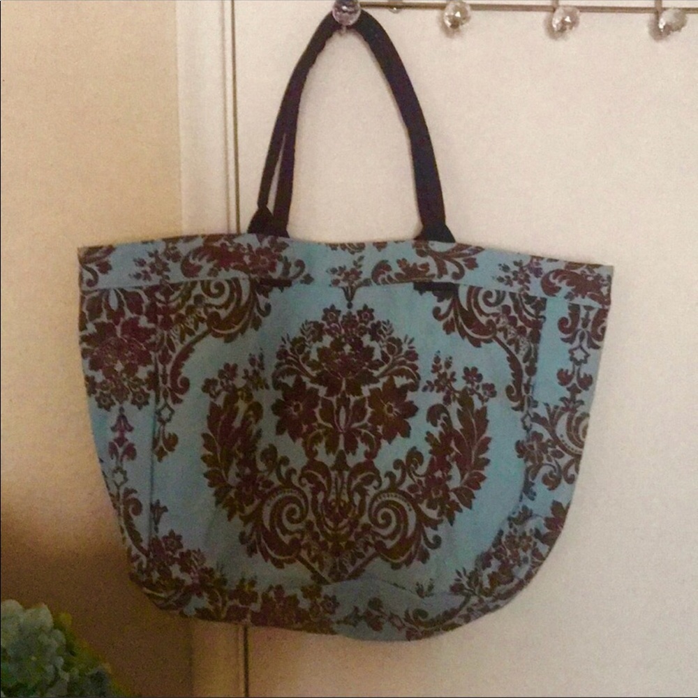 Lulu Dharma Tote